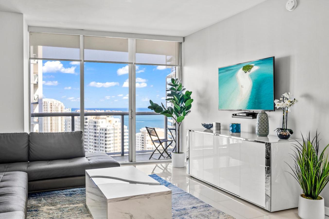 *Iconic W Icon Condo/ Pool&Waterviews*Freespa* Miami Luaran gambar