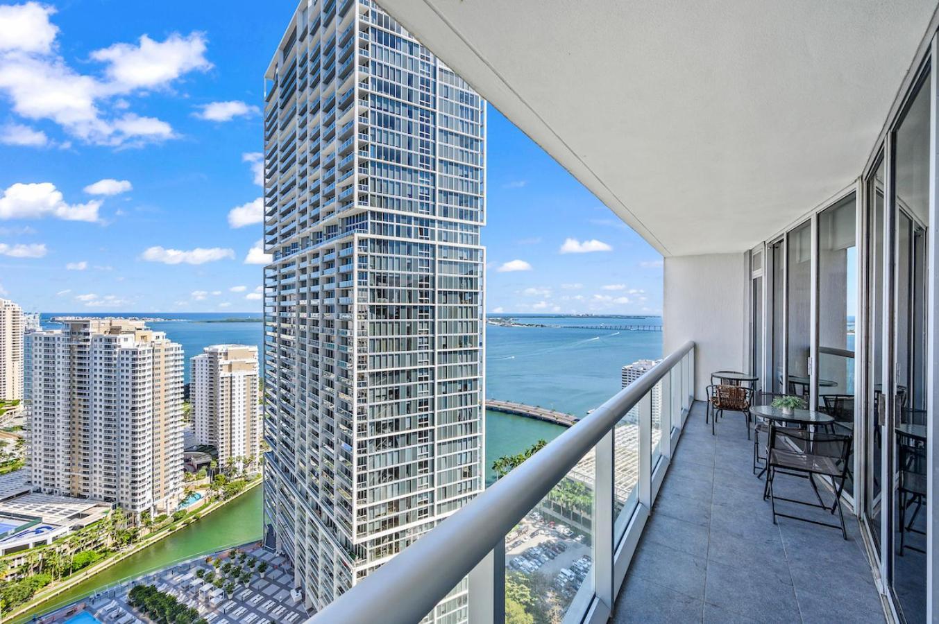 *Iconic W Icon Condo/ Pool&Waterviews*Freespa* Miami Luaran gambar